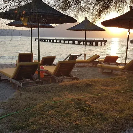 Ξενοδοχείο με διαμερίσματα Albapika Agritourism *